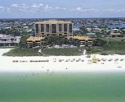 Club-Regency-of-Marco-Island-Hilton-Grand-Vacations-Club-Timeshare-Resale-Platinum-Points-243x300