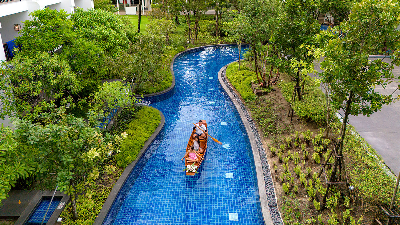 Check-in Experience by Boat